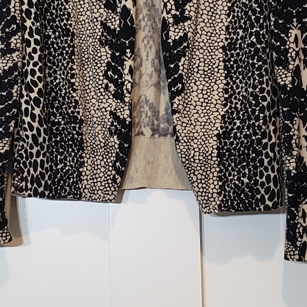 Talbots Cardigan Snakeskin Print Size Large Button Down Up Sweater Black… - Picture 5 of 12
